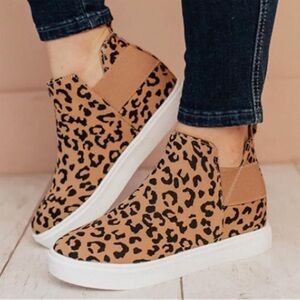 Women’s Leopard Print Slip-on Sneaker Boots size 39